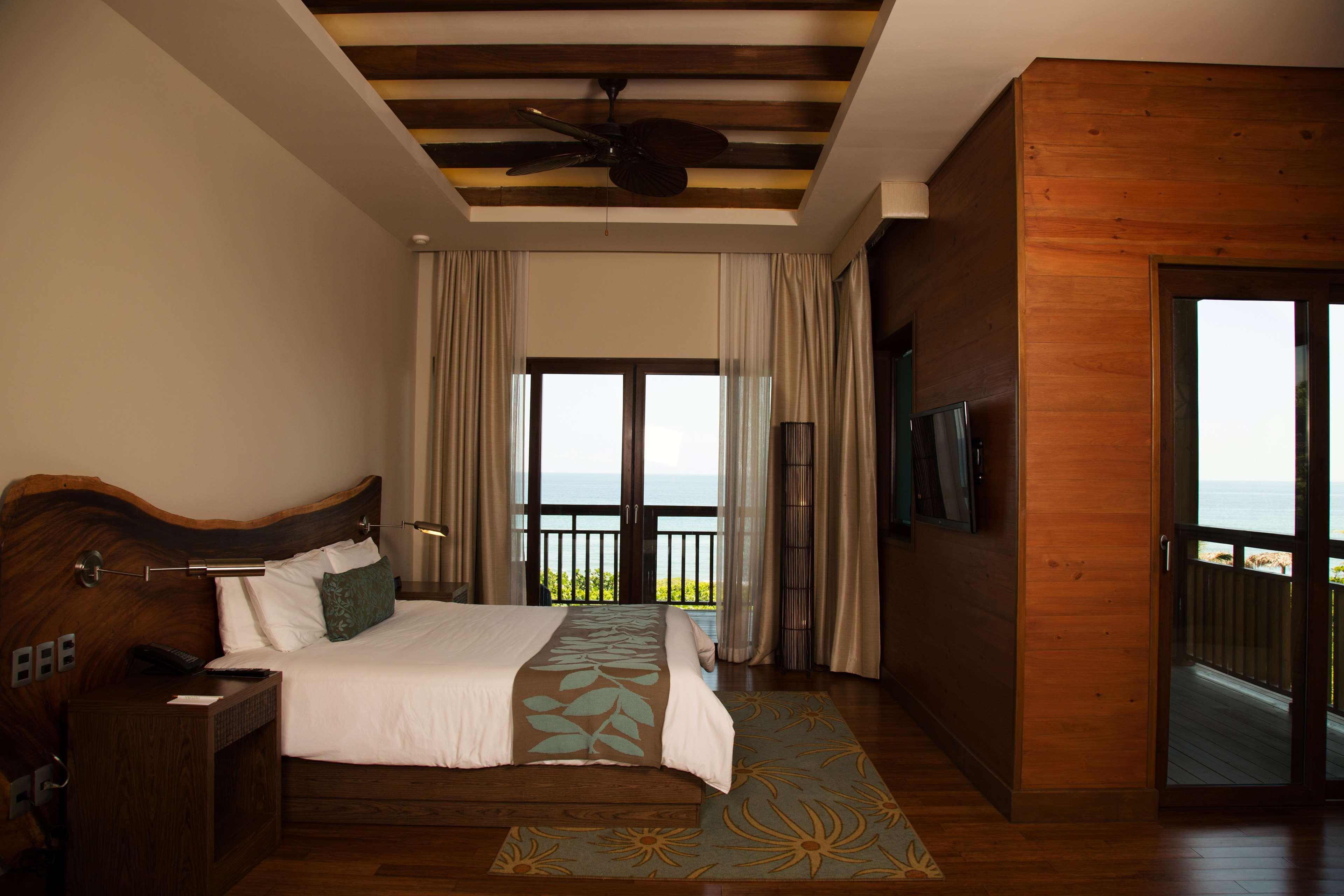 טאלה Indura Beach & Golf Resort Curio Collection By Hilton מראה חיצוני תמונה