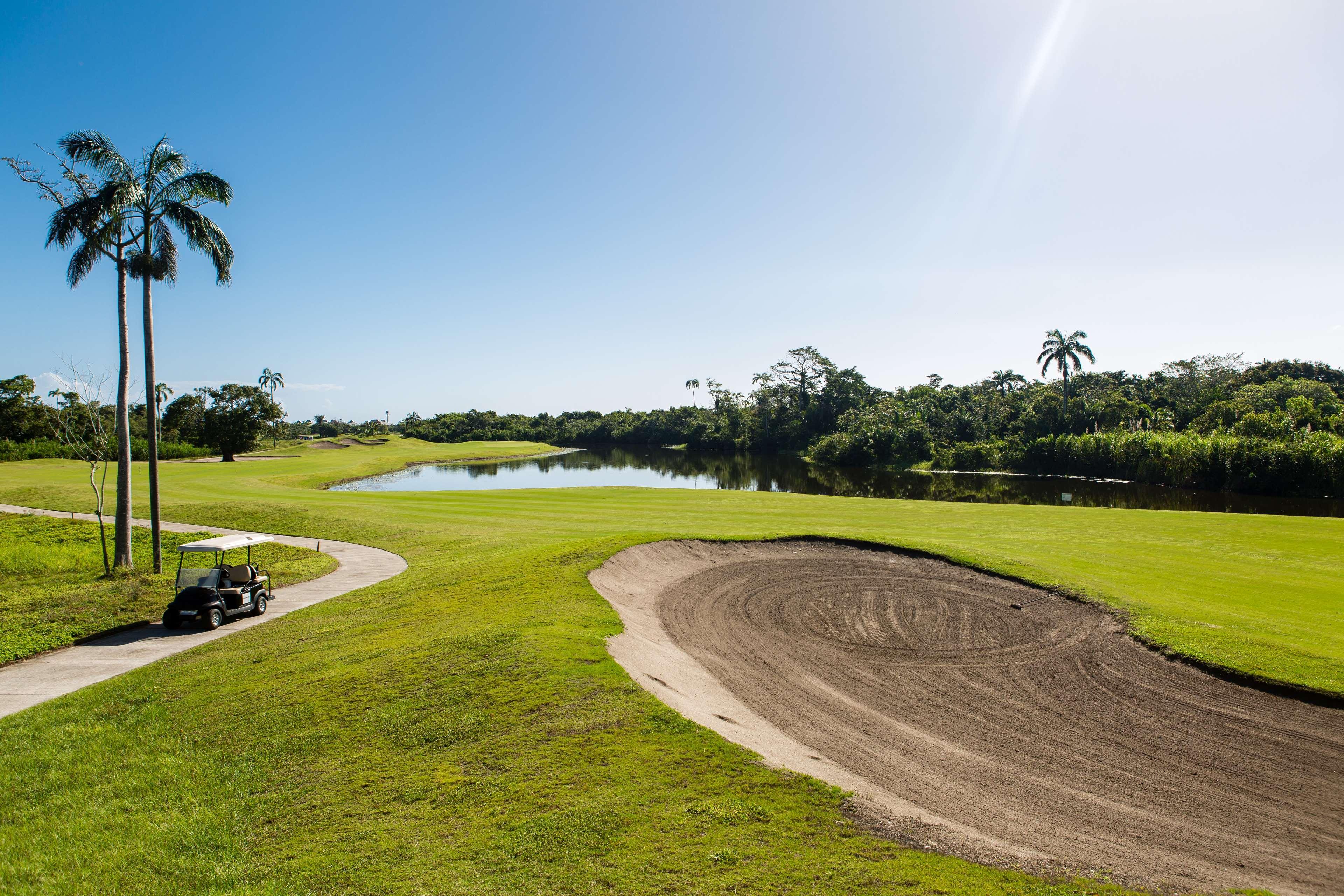טאלה Indura Beach & Golf Resort Curio Collection By Hilton מראה חיצוני תמונה