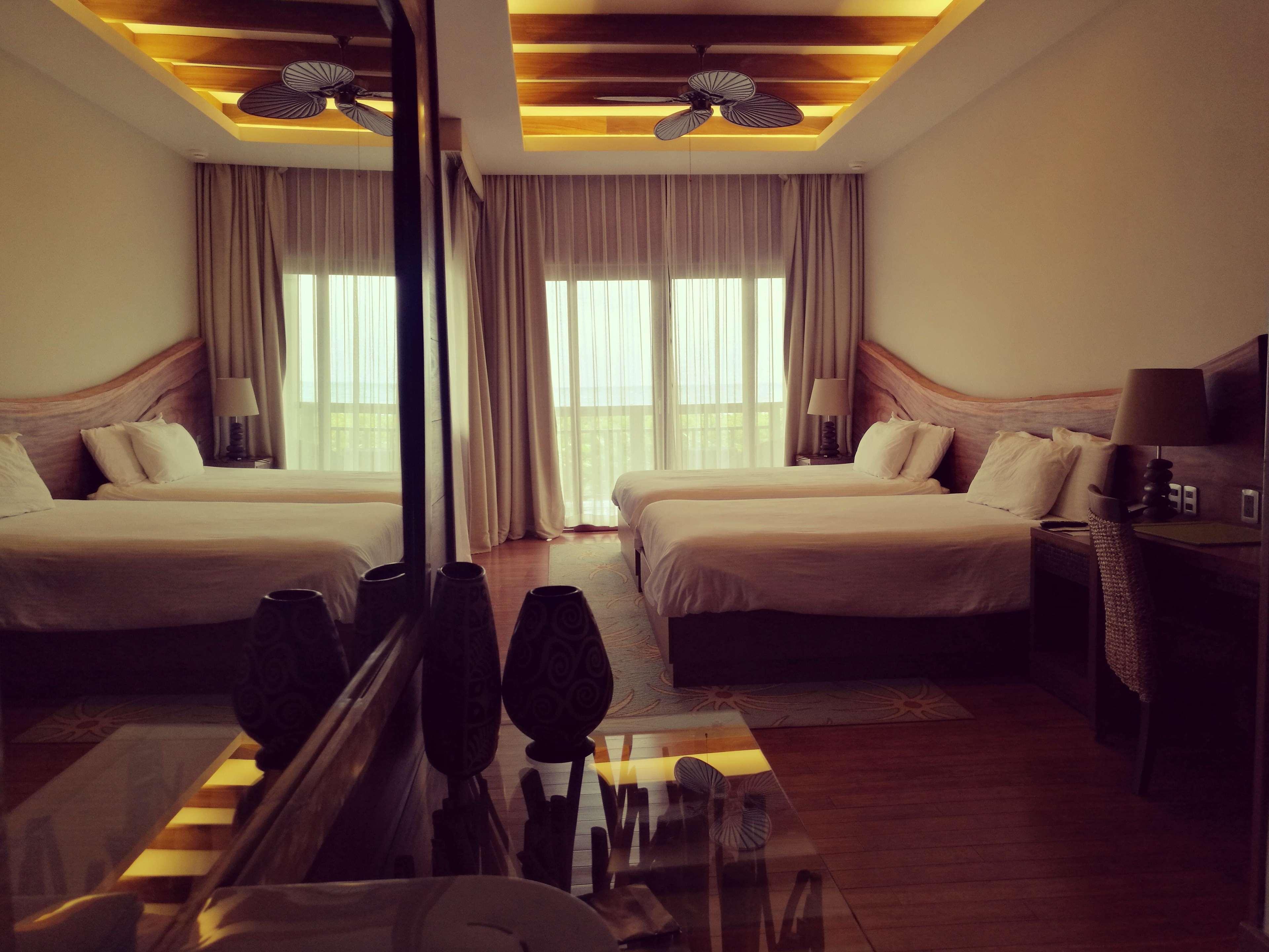 טאלה Indura Beach & Golf Resort Curio Collection By Hilton מראה חיצוני תמונה