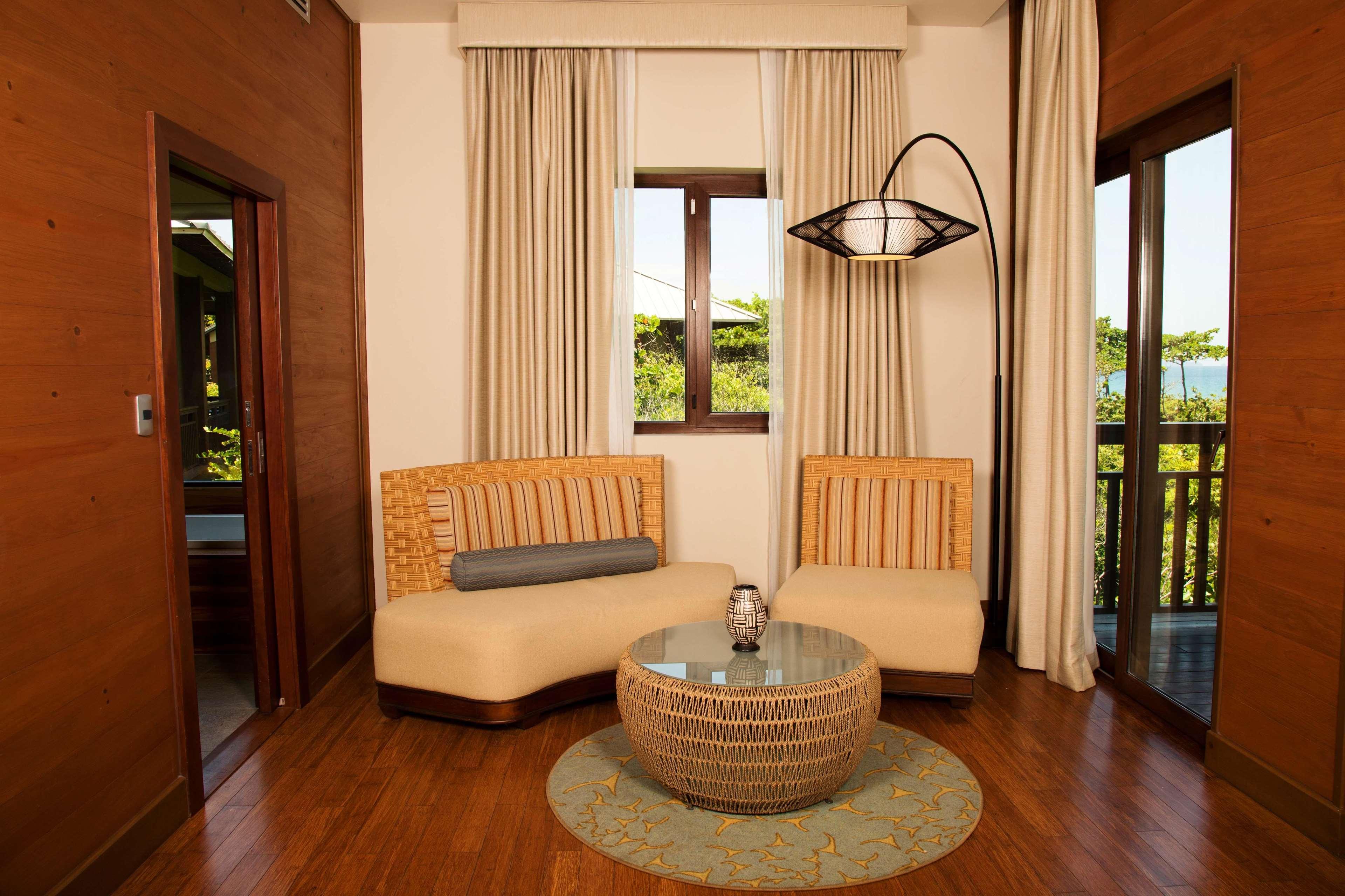 טאלה Indura Beach & Golf Resort Curio Collection By Hilton מראה חיצוני תמונה